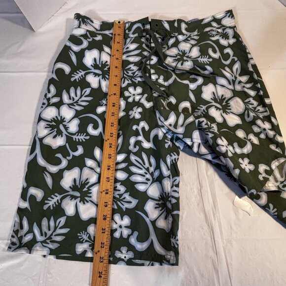 Canyon River Blues Green/White Hawaiian Floral Board Shorts Swim Trunks Men’s L - Picture 7 of 9